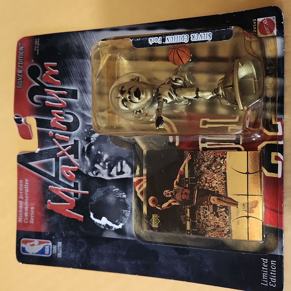 Michael Jordan 1999 Air Maximum Commemorative series
